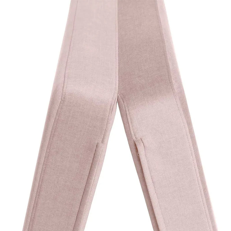 Shappy Speelbank Original in Soft Pink van dichtbij: dubbele stiksels langs de randen van twee aan elkaar genaaide basiskussens