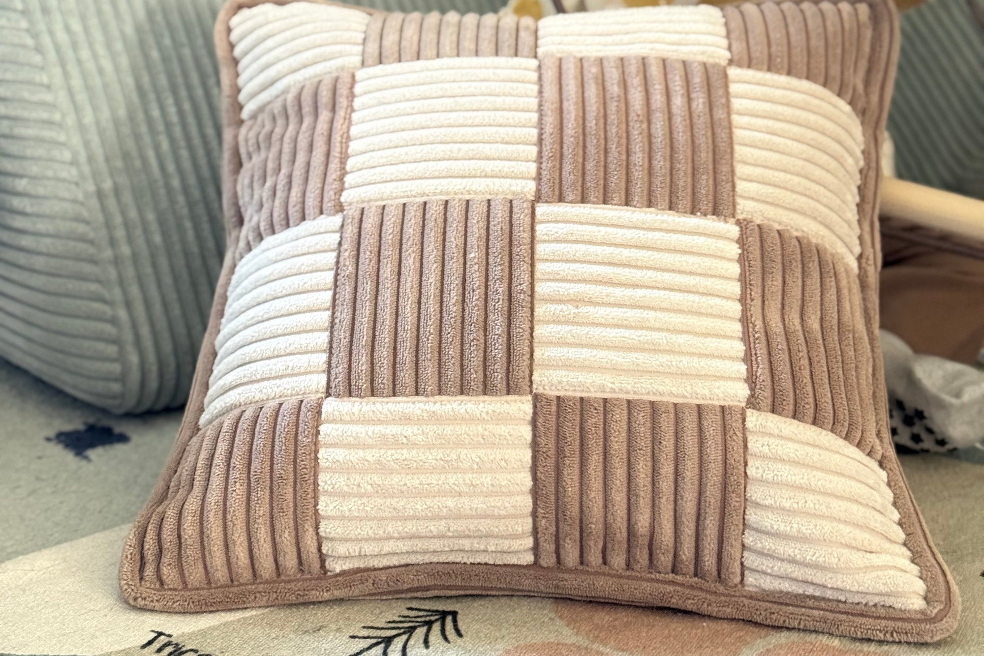 Check Cushion Mocca Vanilla