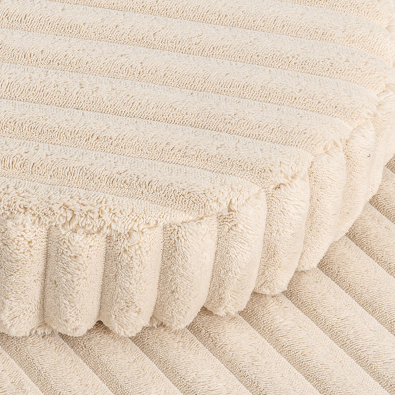 Nahaufnahme des Stoffs Waffle in Cream Beige