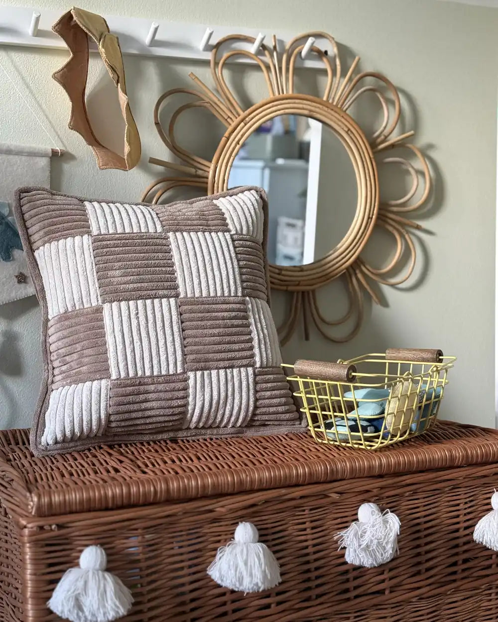 Check Cushion, Check Cushion at home 8