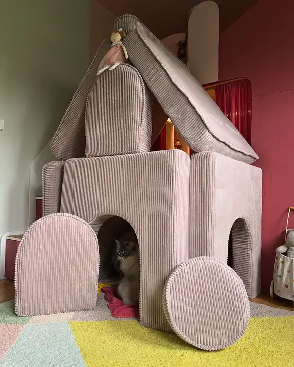 Playhouse built from the sofa and the Arches