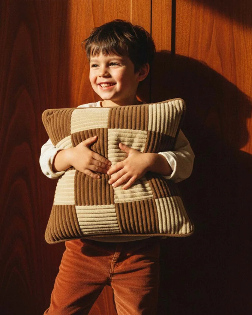 Check Cushion in use