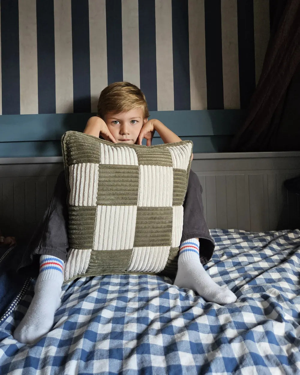 Check Cushion, Check Cushion zu Hause 3